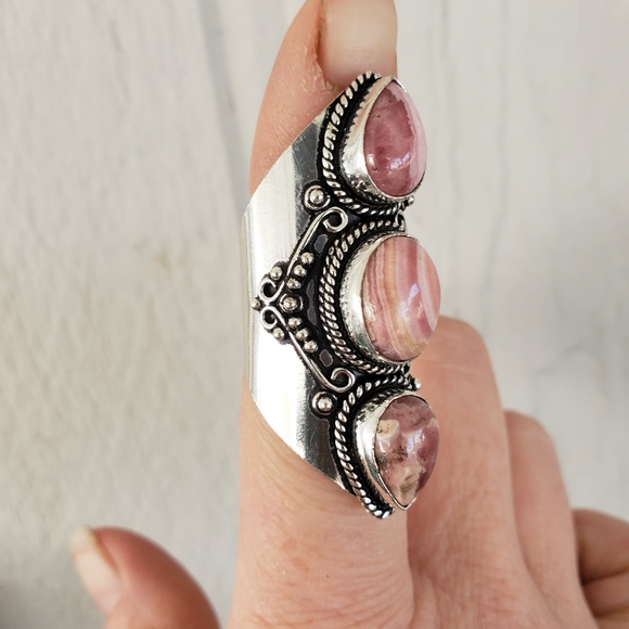 New Rhodochrosite 925 Silver Statement Ring. - Picture 8 of 16